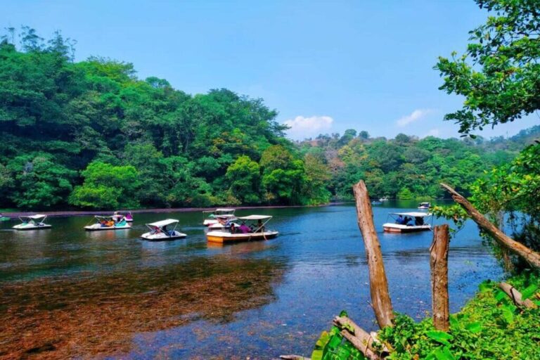 Pookode-Lake-Wayanad