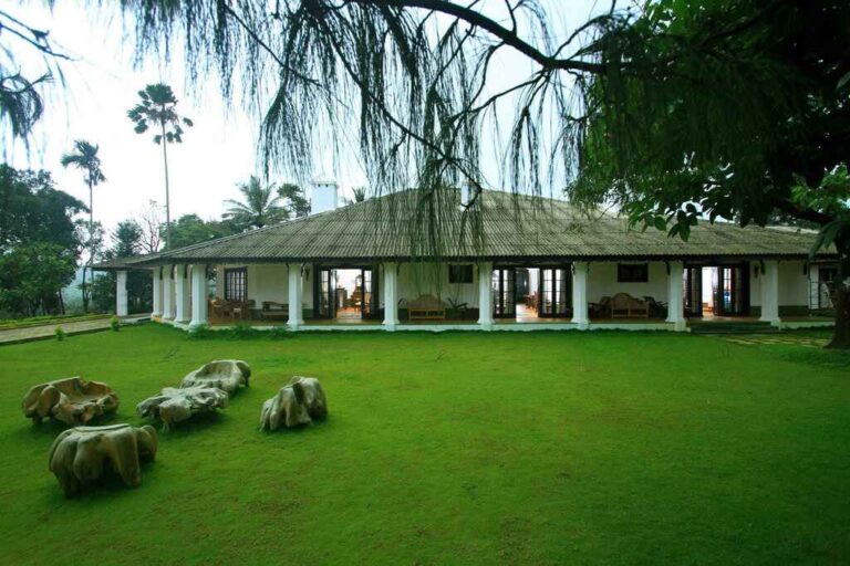Estate Heritage Bungalow at parisons plantation experiences by abad