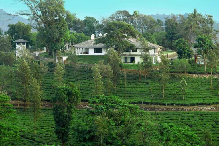 Estate Heritage Bungalow at parisons plantation experiences by abad