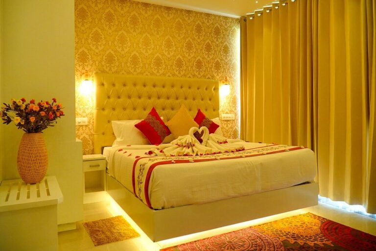 Executive Jacuzzi suite in Lakerose resort