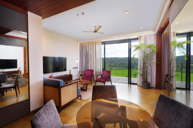 Saptha Resort and Spa Wayanad - Suite Room