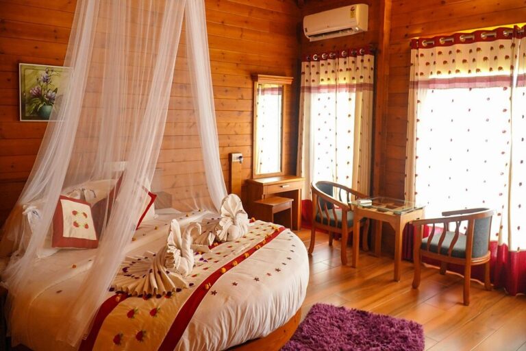 bedroom of Waterfront Royale cottage