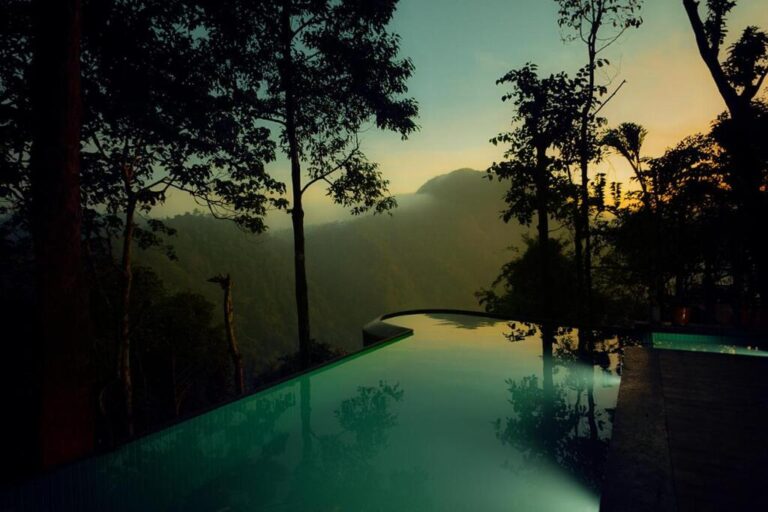 infinity pool at chembarathi wayanad