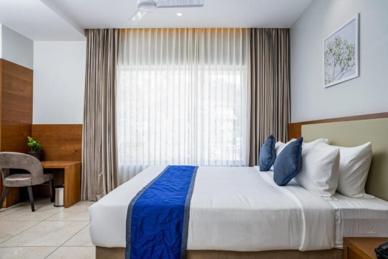 standard room at Oshin hotel