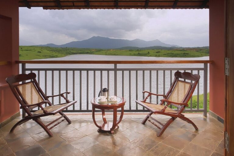 Balcony of Superior lake view room in Vistara Wayanad