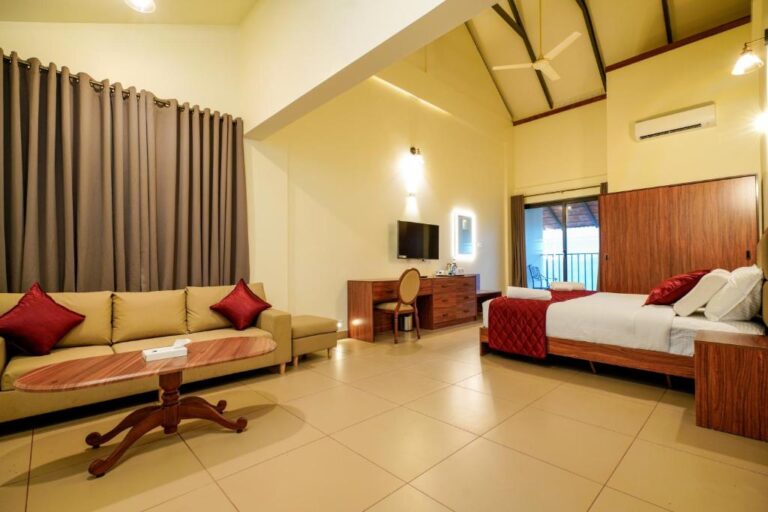 Chembra Mountain Mist room in Fern Tree Resort