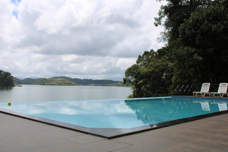 Infinity pool at Serenity resort