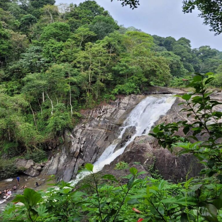 Kanthanpara Waterfalls near meppadi