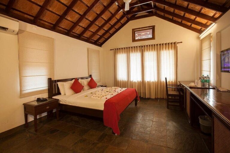 Lake view sky villa in Vistara Wayanad
