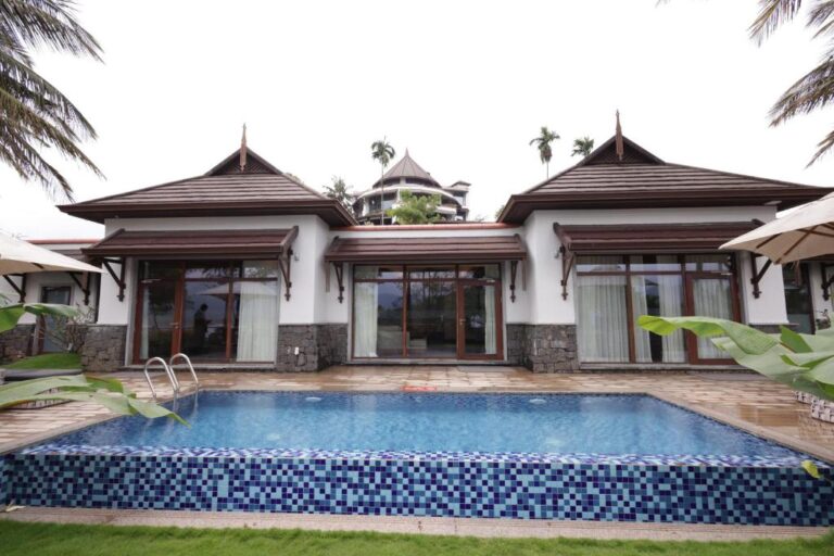 Presidential Suite with Plunge Pool in Taj Wayanad