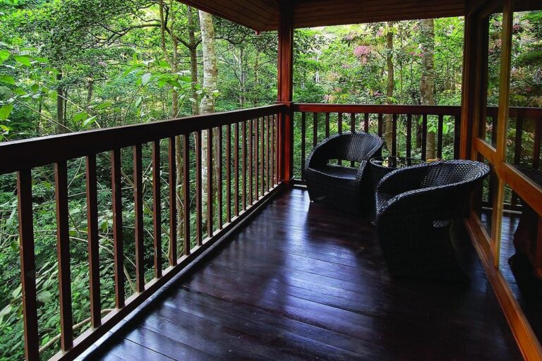 Wild Planet Jungle Resort - Jungle Log House