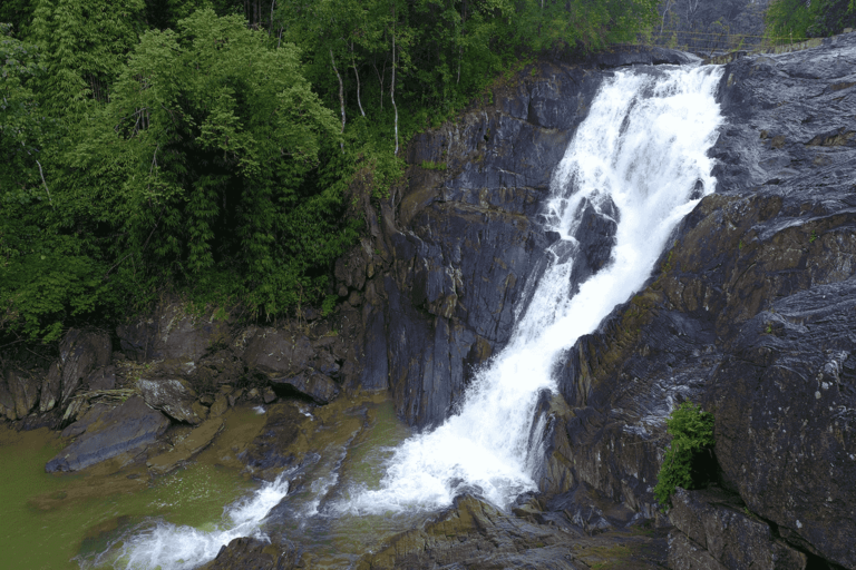 kanthanpara-waterfalls