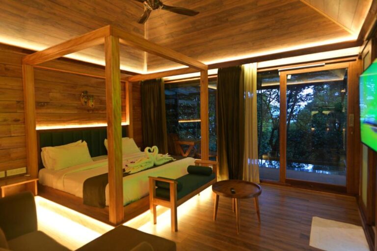 Bedroom of honeymoon suite in Chembarathi Wayanad
