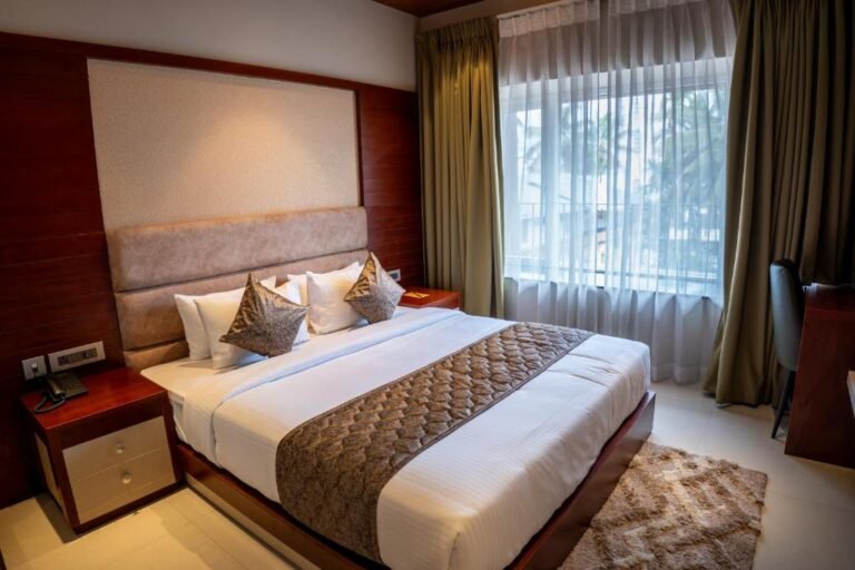 Deluxe room in Luxo Hotel Wayanad